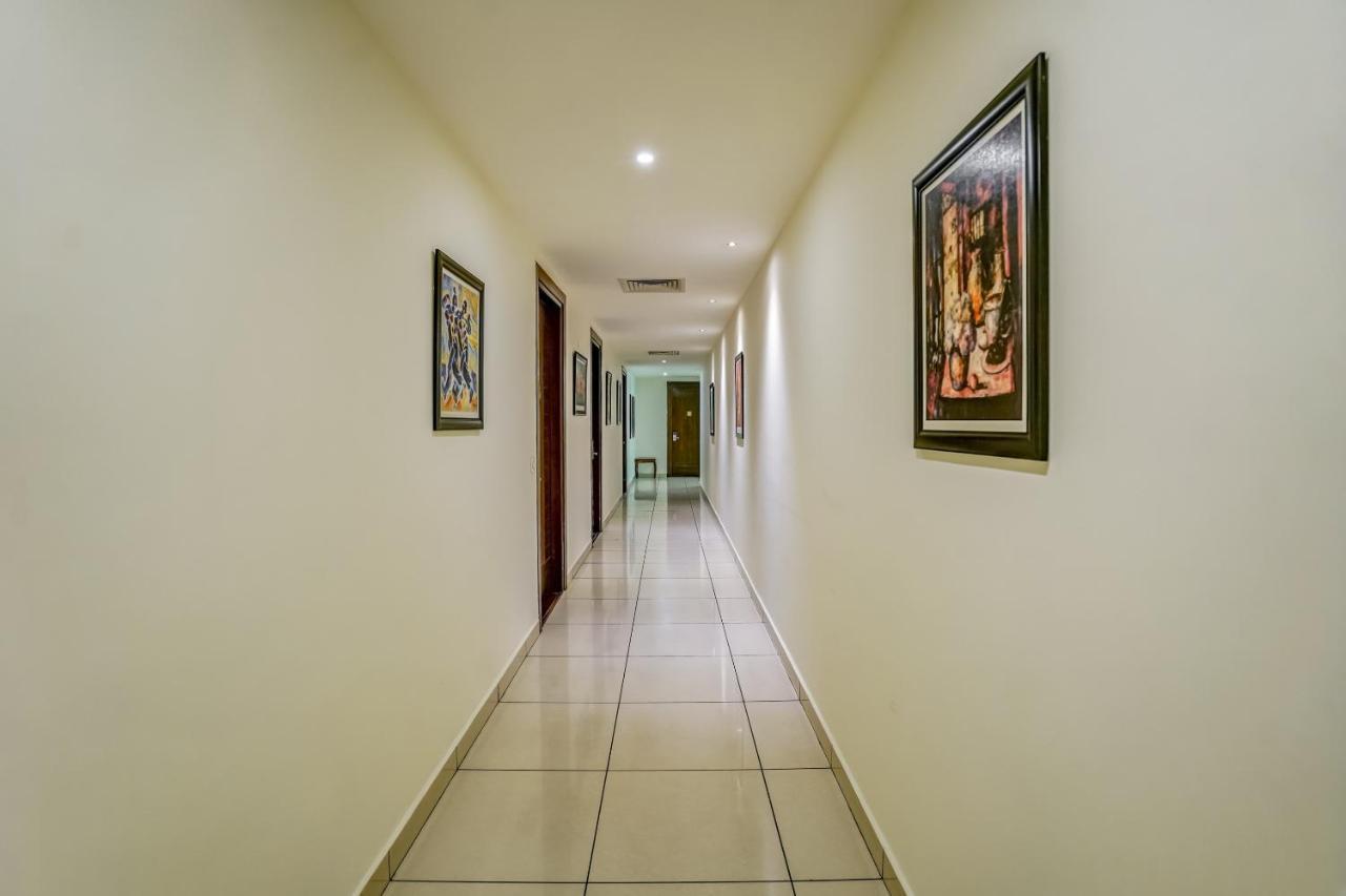 Townhouse 552Hotel Royal Court Jalandhar Bagian luar foto