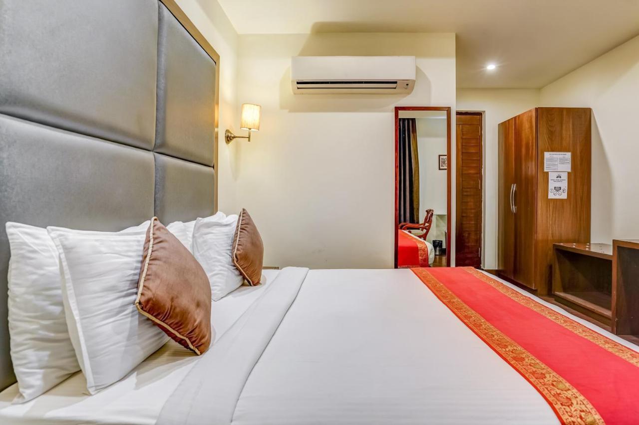 Townhouse 552Hotel Royal Court Jalandhar Bagian luar foto