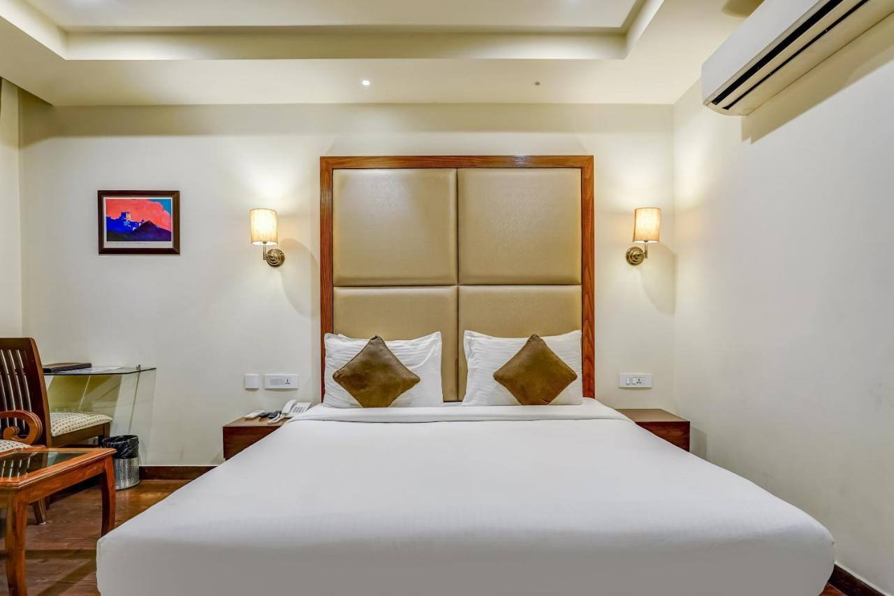 Townhouse 552Hotel Royal Court Jalandhar Bagian luar foto